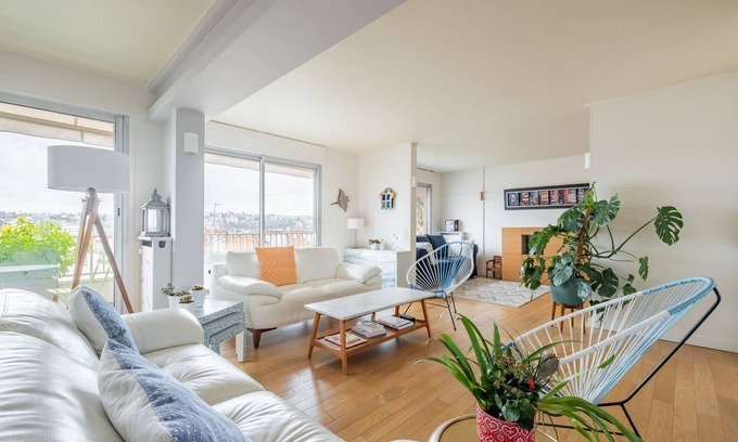 Prince–Marmottan Apartment | Soaring Splendour, by Veeve