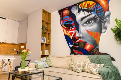 Banska Bystrica Apartment | SOHO Apartmán v centre, smart & self check-in 24h, private garage EV