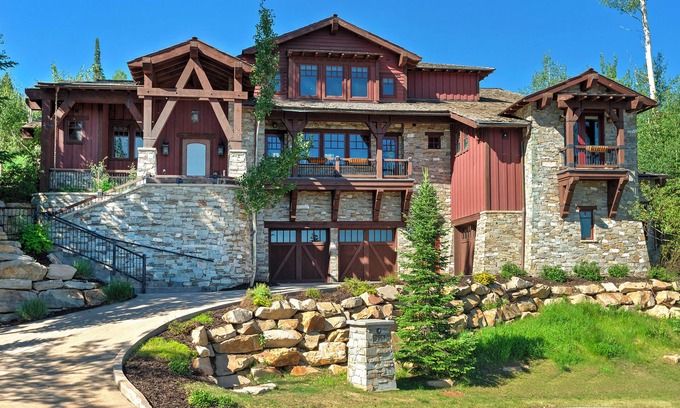 Empire Pass House | Solstice at Empire Pass | Ski in/out | Hot Tub | On Call Shuttle