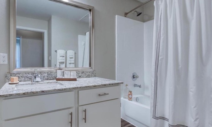 Medical Center District House | SomebodyRosales S.R.