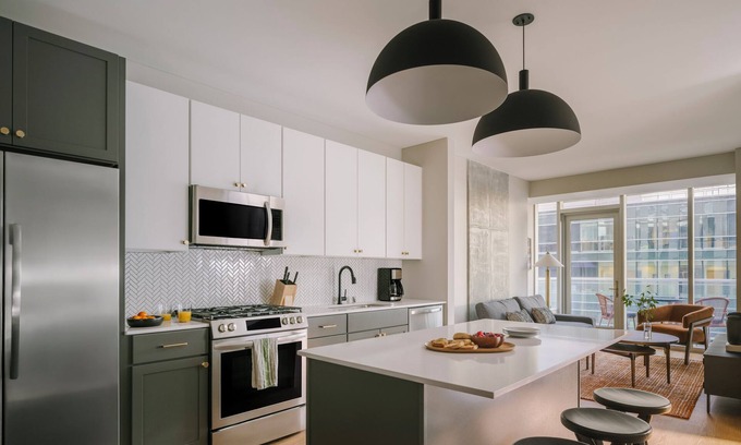 Warehouse District Apartment | Sonder at North Loop Green | One-Bedroom Apartment w/Balcony
