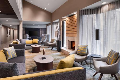 Middletown Hotel | Sonesta Select Newport Middletown