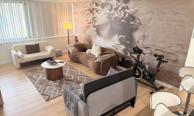 Towson Apartment | Sophisticated apt inTowson