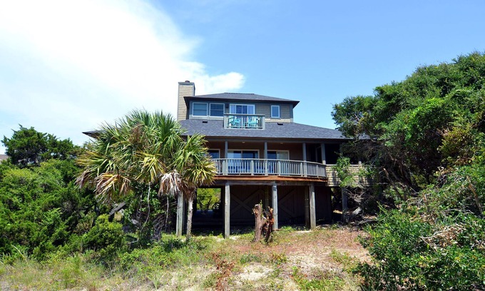 Bald Head Island House | South Beach Bald Head Island, NC: Panoramic Views , Short walk to beach