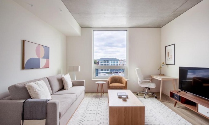 South Lake Union Apartment | South Lake Union 1br w wd roof nr Lake Union SEA-488