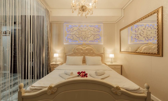 Novi Sad Apartment | SPA Lux Premier with Jacuzzi, Sauna and private parking