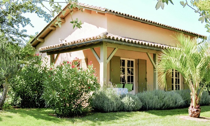 Saint-Pierre-sur-Dropt House | Spa Retreat in Gironde