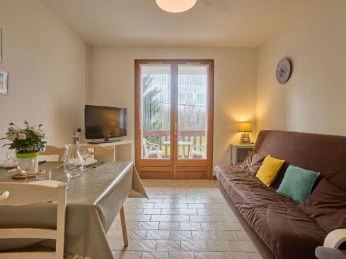 Barbotan-les-Thermes Apartment | Spacieux T2 avec balcon, parking et wifi à Barbotan - FR-1-841-45