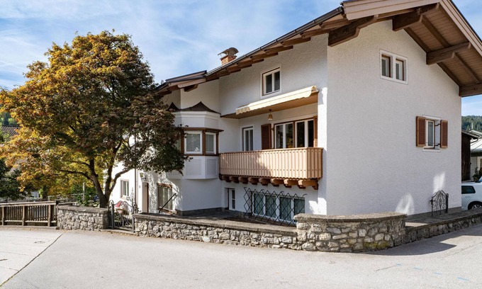 Hopfgarten Markt House | Spacious holiday home in the centre