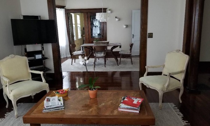 Beaver Hills Apartment | Spacious 2 Bedroom apartment close to Yale Bowl