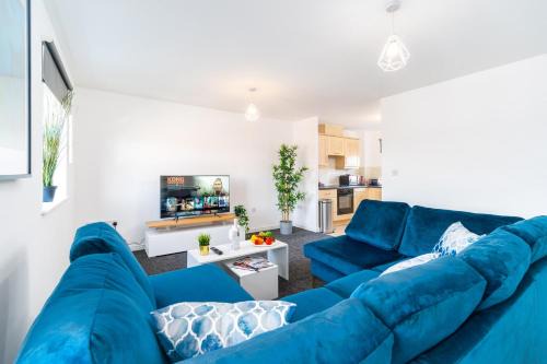 Seisdon Apartment | Spacious 2 Bedroom Apartment - Parking - Netflix - Wifi - 6CW