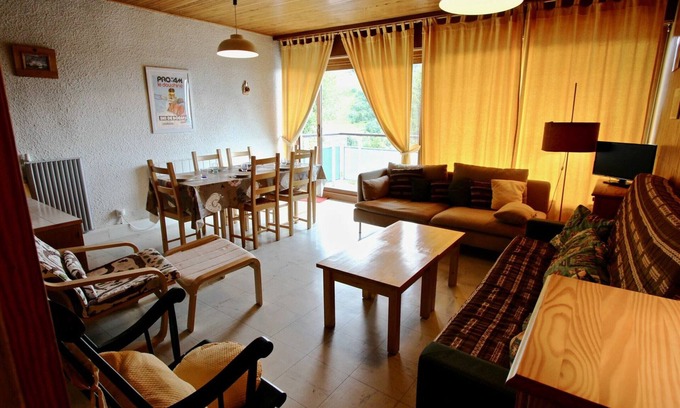 Chamrousse Apartment | Spacious 2BR Apartment with Cabin, South-Facing Balcony, and Pet-Friendly in Chamrousse