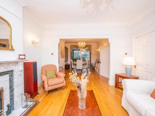Anerley House | Spacious 3bedroom house near Crystal Palace London Pass the Keys