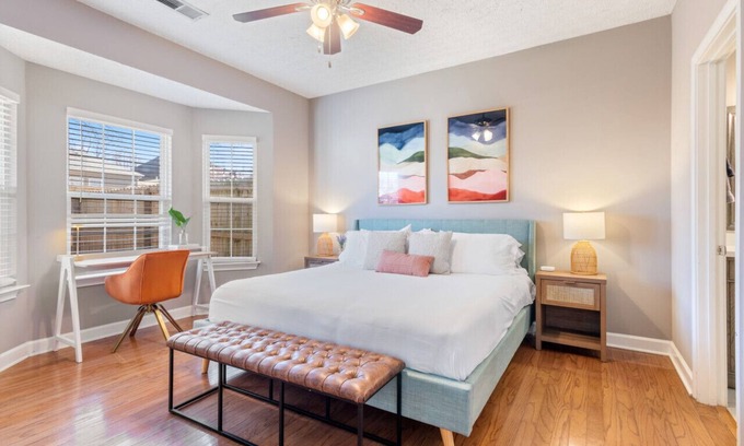 Hurwood Heights Apartment | Spacious 4BR Next to Geodis Park-Close to Downtown