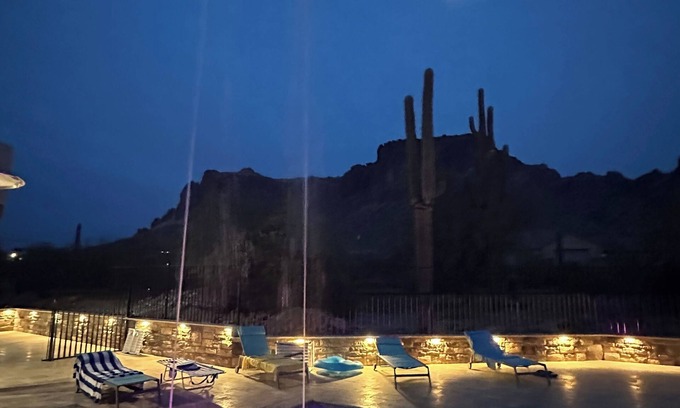 Apache Junction House | Spacious 5 bed/5 bath house at Superstition Mountains. Hiking. Pool. Spa. Views!