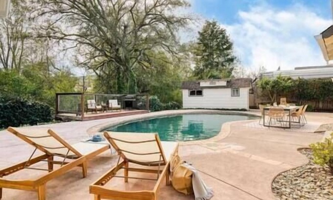 Bennett Valley House | Spacious 5BR/3BA Group Getaway, Pool & EV Charger