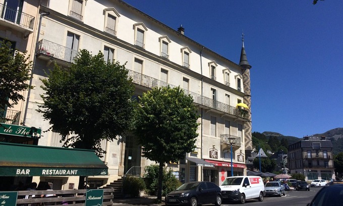 La Bourboule Apartment | Spacious 78m2 apartment in the center, balcony for up to 6 people