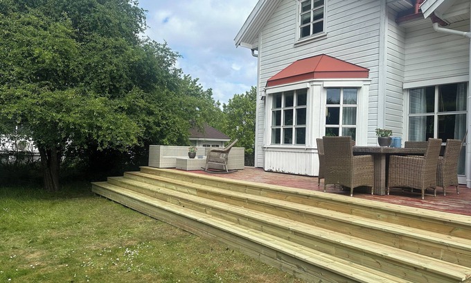 Peniscola House | Spacious and cozy house with garden in the center of Svelvik