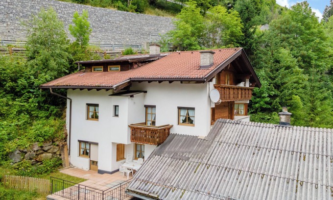 Kappl Apartment | Spacious apartment in the Paznaun valley