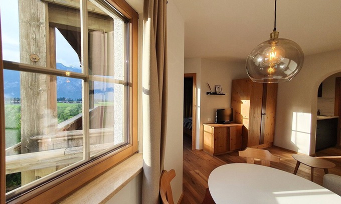 Goetzens Apartment | "Spacious apartment with a stylish look."