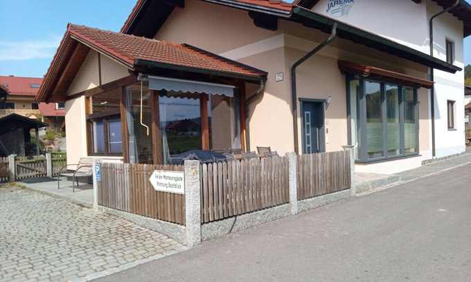 Wald Apartment | Spacious Bachblick apartment