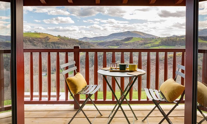 Hasparren Apartment | Spacious BAÏGURA studio, mountain views, direct access to pool & spa