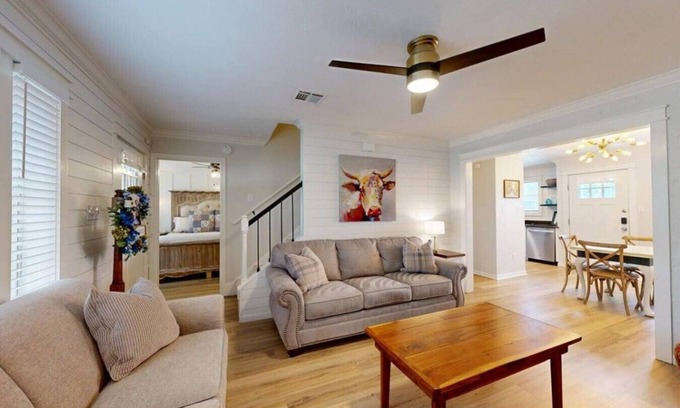College Station Apartment | Spacious Central Charm