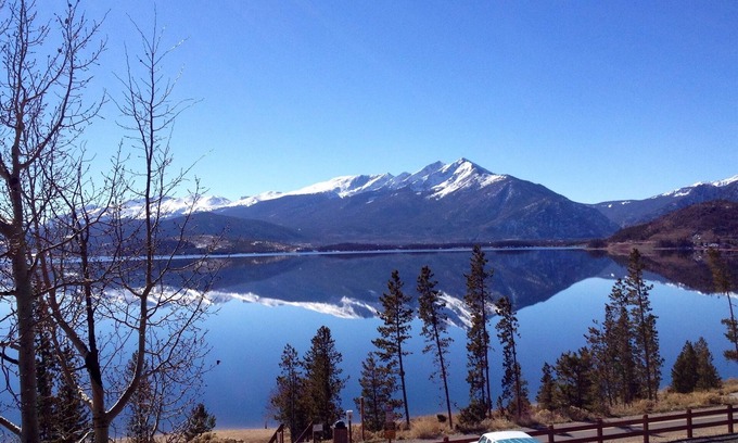 Dillon Condo | Spacious Condo - 2 King Beds - Million $ Lake & Mountain View