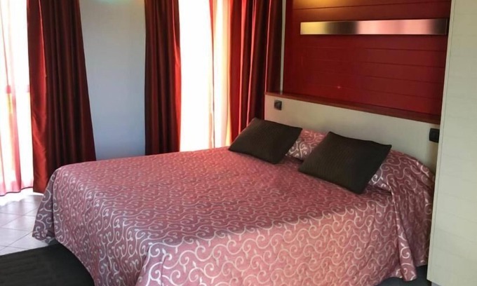 Alba House | Spacious double room in Alba