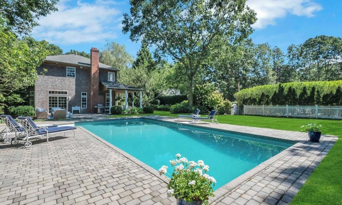East Hampton House | Spacious East Hampton Retreat Minutes Away from East Hampton Village,.