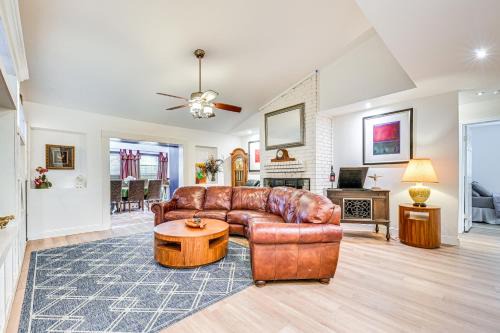 Flower Mound House | Spacious Family Home with Fenced Yard in DFW Area