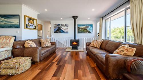 Killcare Heights House | 'Spacious Family Retreat' by Accom Holidays