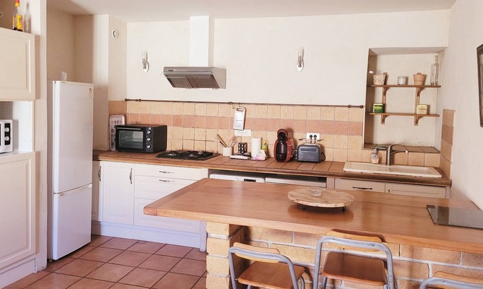 Chateauneuf-de-Gadagne House | Spacious And Bright House At The Door Of Avignon