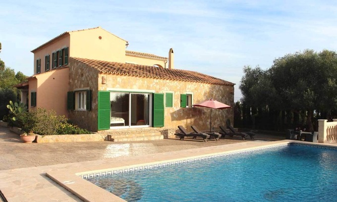 Cala Pi House | Spacious holiday home on a large plot, peaceful setting