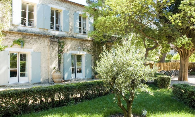 Roquebrun Villa | Spacious home with large swimming pool in heart of historic village