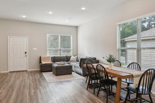 Montgomery House | Spacious Lake Conroe Retreat Family-Friendly home