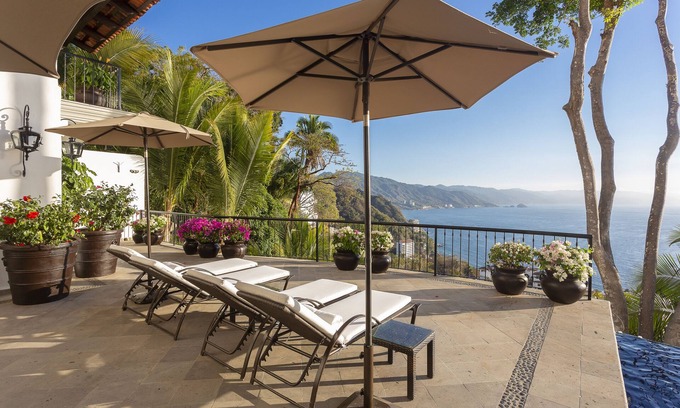 Conchas Chinas Villa | Spacious, Open-Air Villa w/Unequaled Luxury/Views, 5 Mins to Town, Chef & Staff