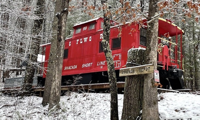 Blue Ridge House | Spacious Secluded Home with Real Antique Caboose and Mountain View!