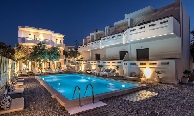 Galatas Hotel | Spacious superior pool view room