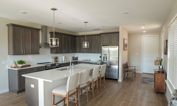Stephenville House | Spacious townhome with AC in Stephenville - 3 bedrooms available