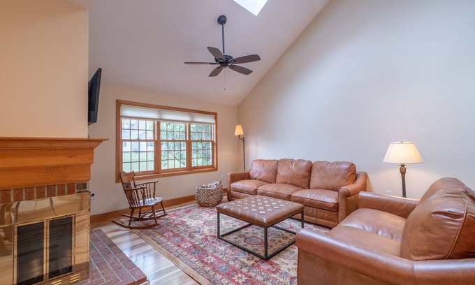 South Down Shores House | Spacious townhome w/ Beach & Pool on Lake Winnipesaukee
