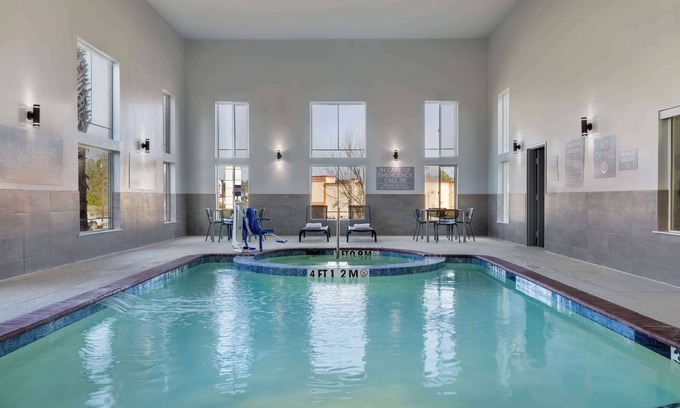 Nacogdoches Hotel | Spark by Hilton Nacogdoches
