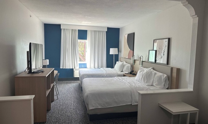 Round Rock Hotel | Spark by Hilton Round Rock