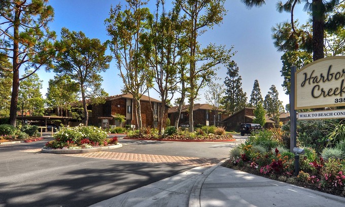 Del Obispo Condo | SPECIAL 11/1 - 12/1 80/NT. BEAUTIFUL CONDO! WALKING TRAIL TO GORGEOUS BEACH!