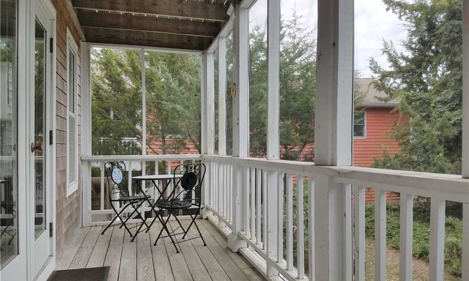Ocracoke House | Speckled Trout: Southern coastal style cottage, enjoy the porches.
