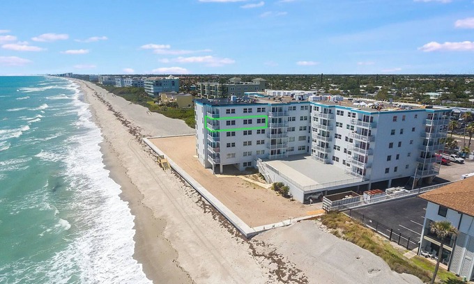 South Patrick Shores Condo | Spectacular Beachfront 2-bedroom condo in relaxing Satellite Beach