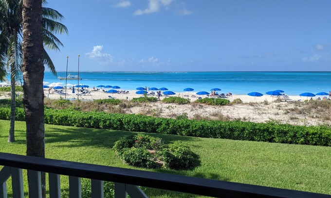 Grace Bay Resort | Spectacular Beachfront Condo, Ocean Views of Grace Bay, Suite #123