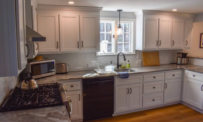 South Dennis House | Spectacular newly renovated 3 bedroom- Bayside neighborhood close to beaches