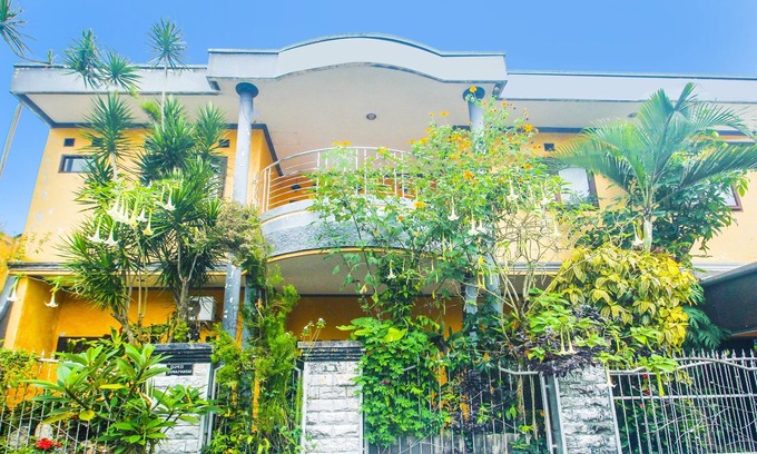 Tasikmalaya Hotel | SPOT ON 91620 Skypiea Guest House