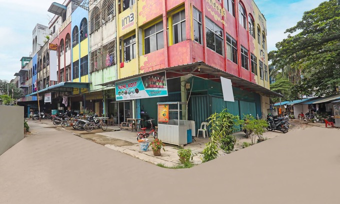 Lubuk Baja Hotel | SPOT ON 91732 Rani Homestay Syariah
